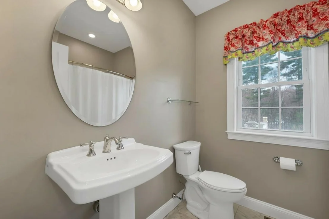 Photo of 26 Lamplighter