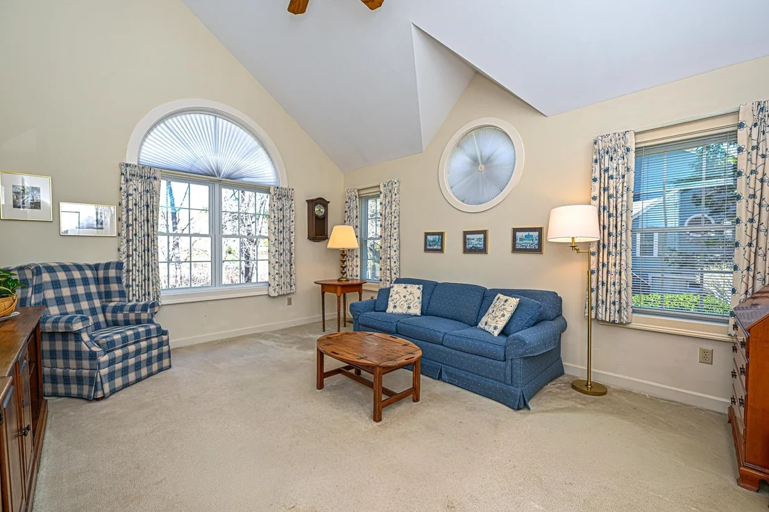 Photo of 63 Peninsula
