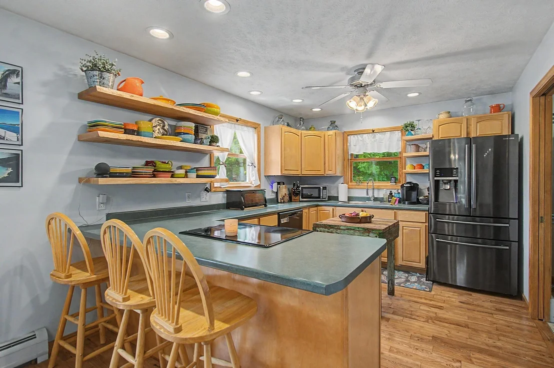 Photo of 2446 Carter Hill