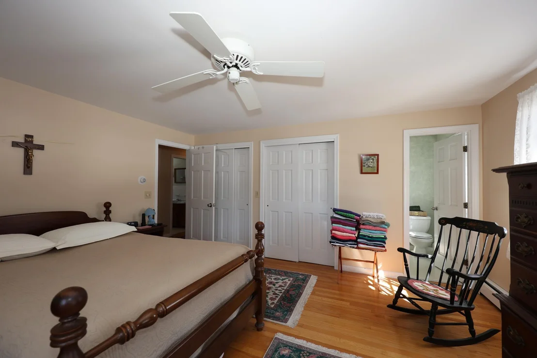 Photo of 21 Todd