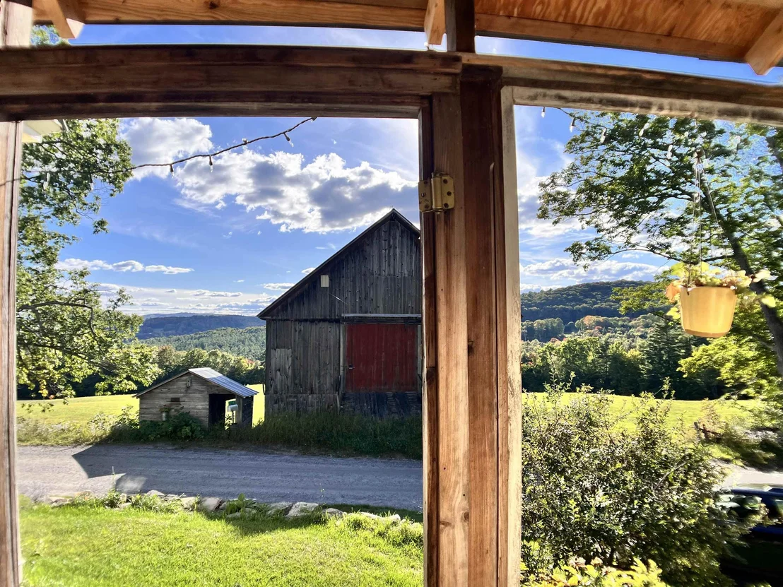 Photo of 575 Somers