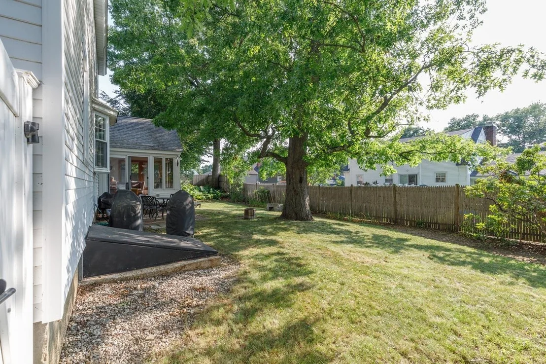 Photo of 234 W Haven