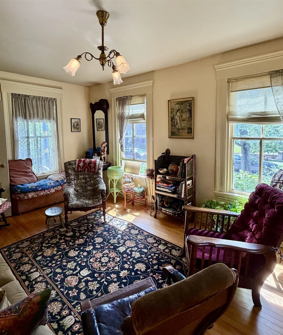 Photo of 28 Murray