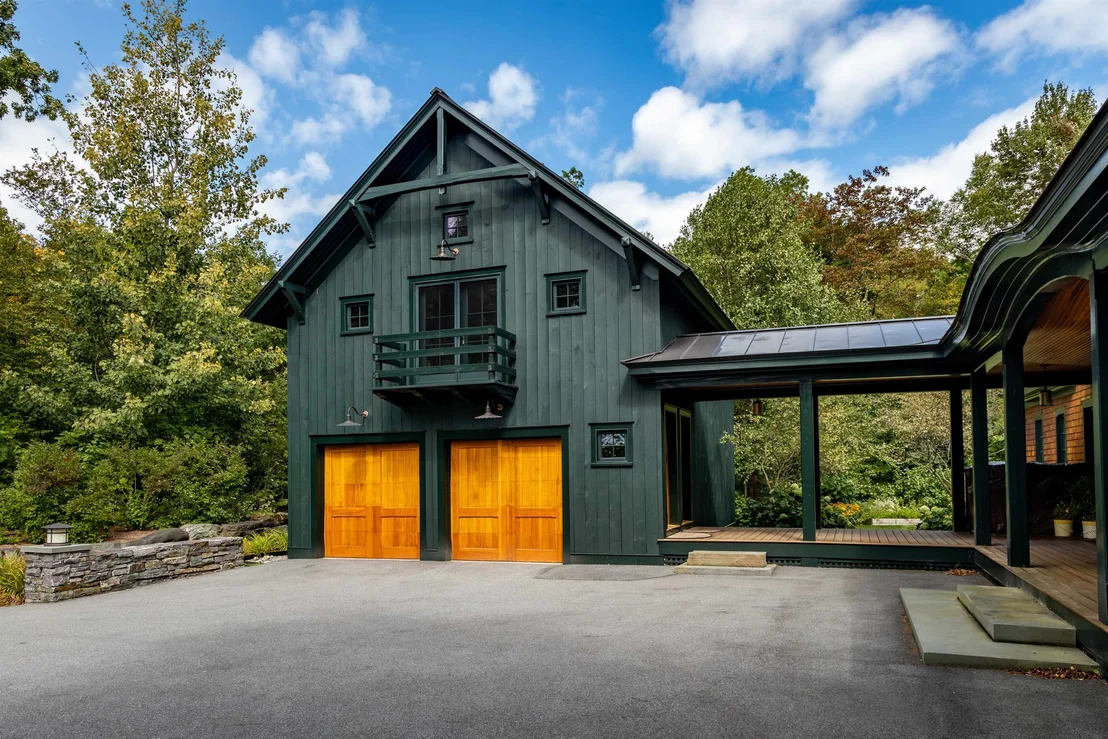 Photo of 422 Shagbark