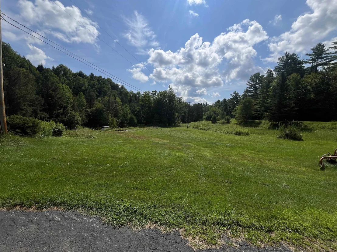 Photo of 1230 Roaring Brook