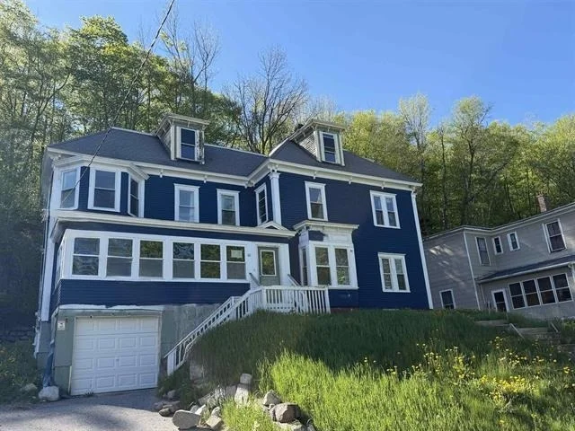 Photo of 101 Maple