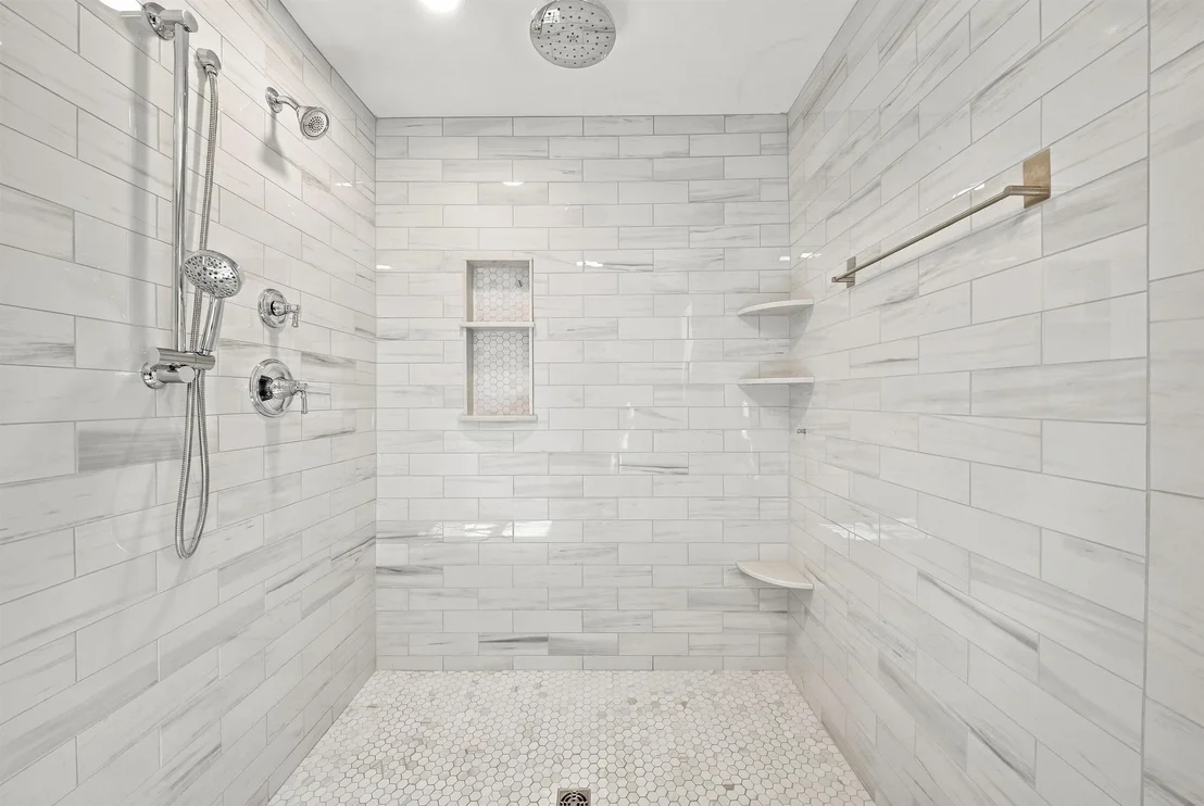 Photo of 141 Londonderry