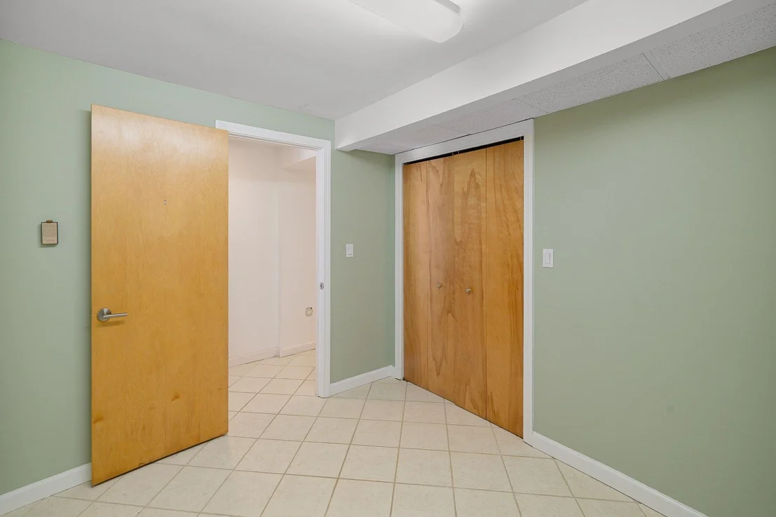 Photo of 4210 Harbor