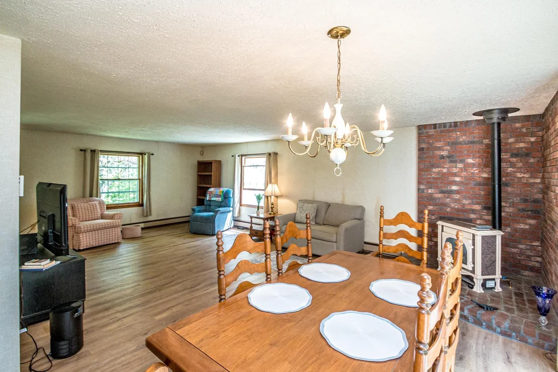 Photo of 141 Red Eagle Brook