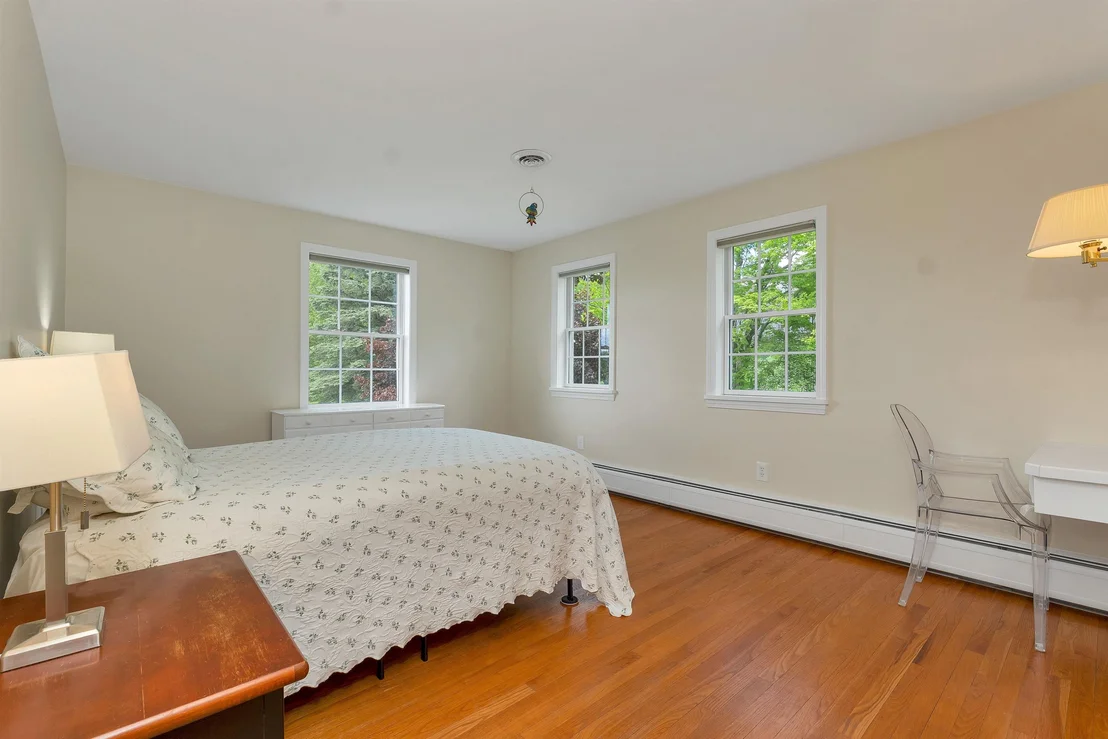 Photo of 25 Wolfeboro