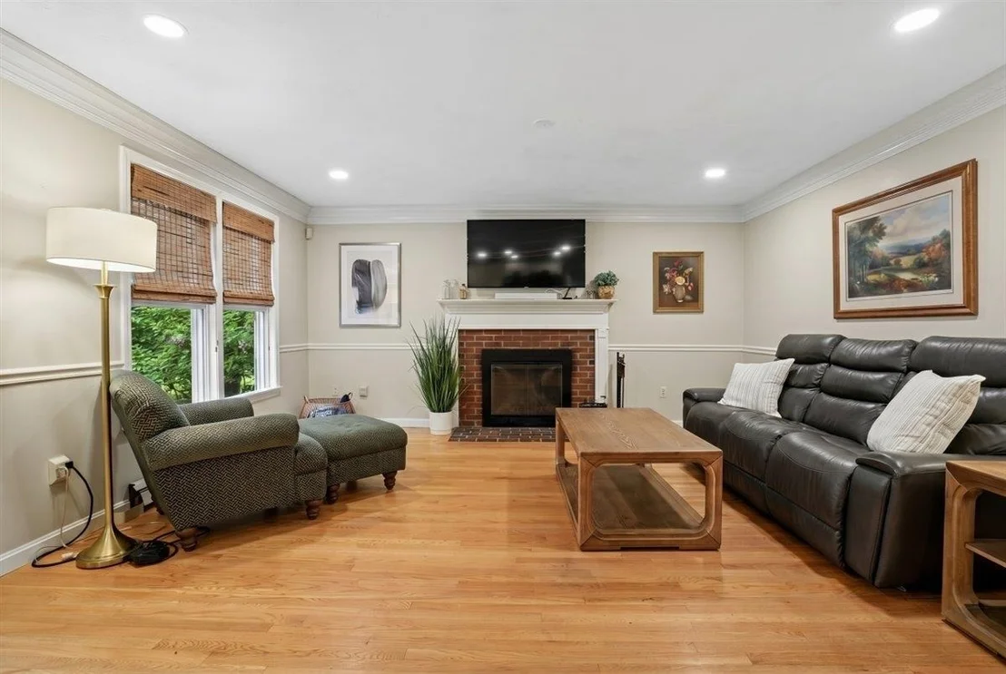 Photo of 72 Oakmont
