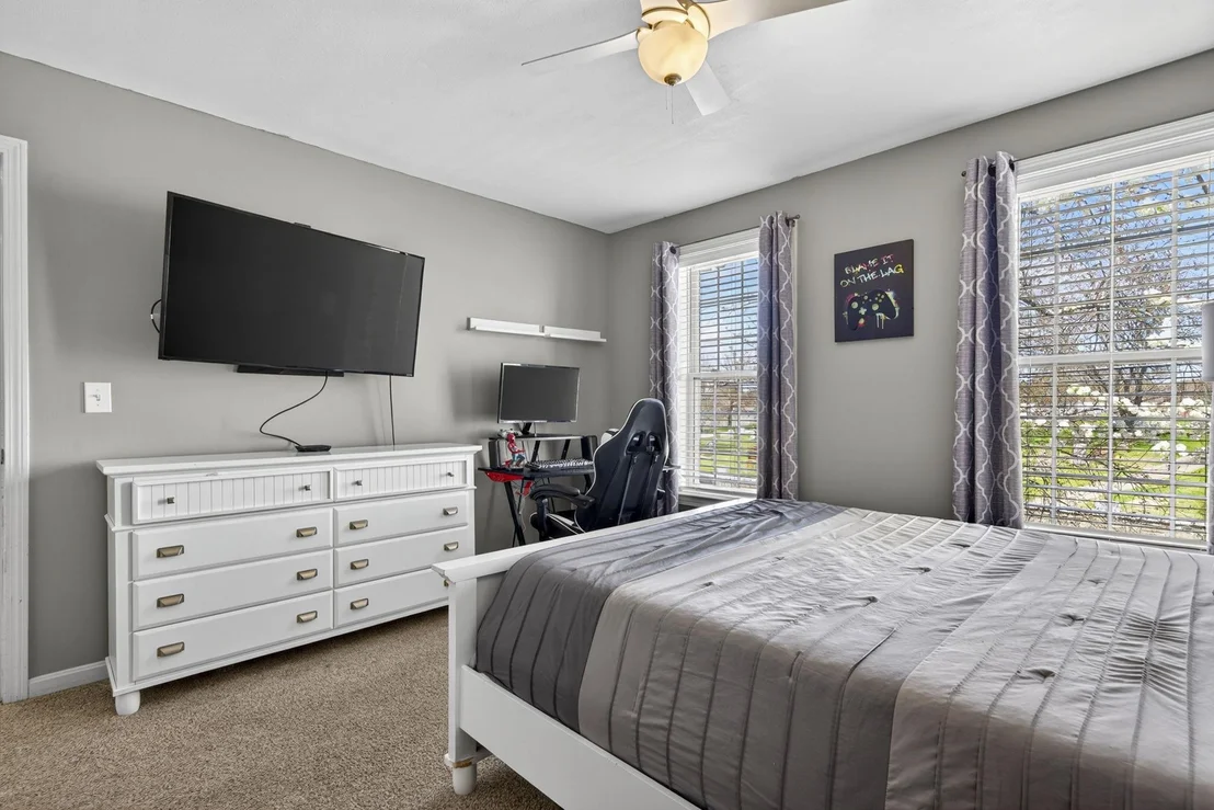 Photo of 54 Pine Hill