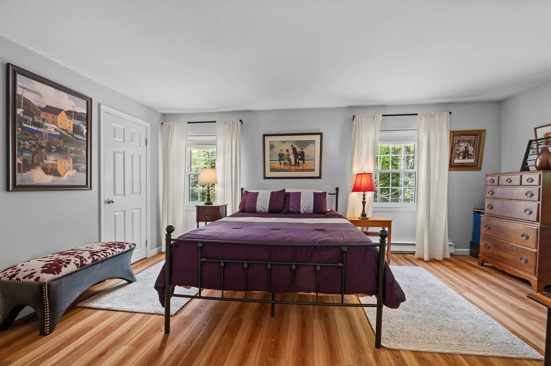 Photo of 8 Pine Grove