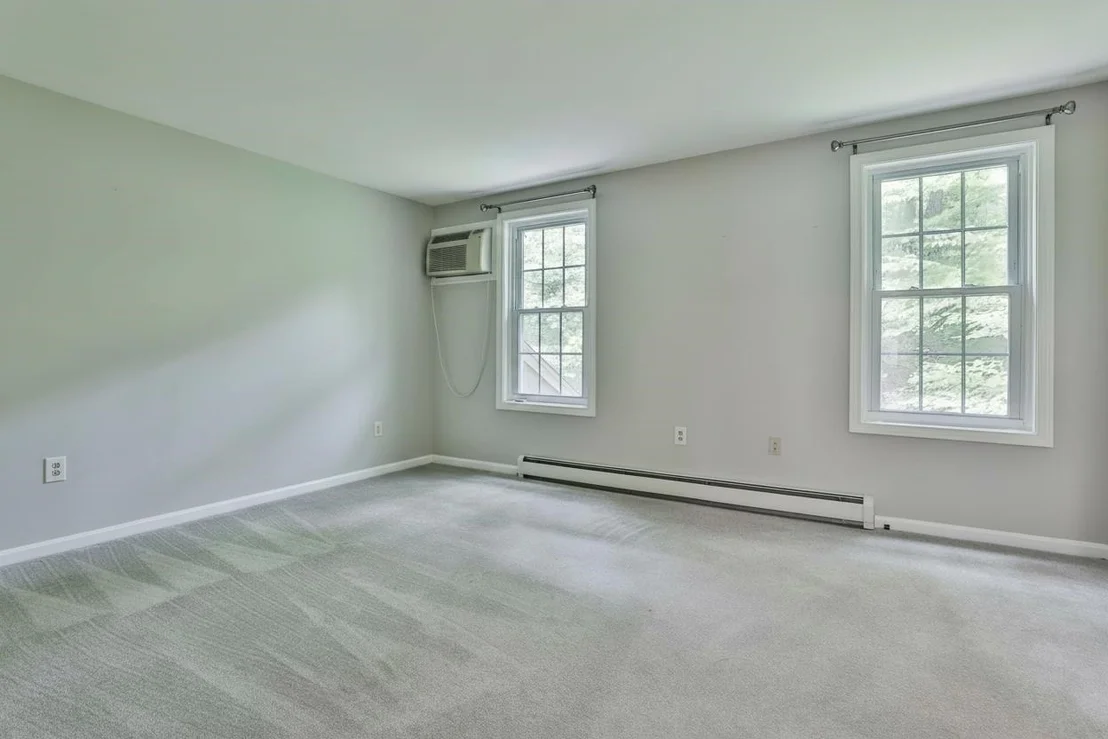 Photo of Unit 23 at 1465 Hooksett