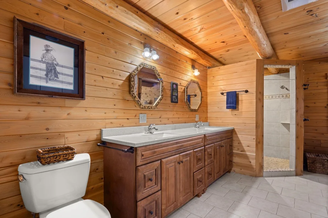 Photo of 611 Whitcomb Island