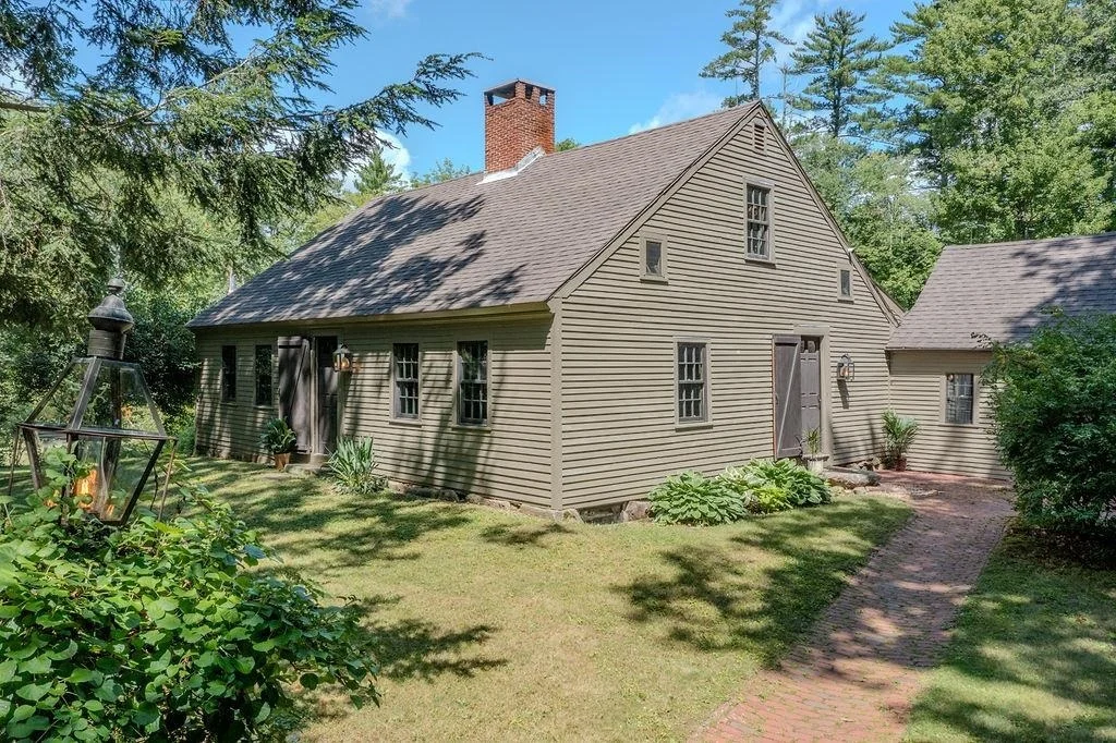 Photo of 129 Webster Mills