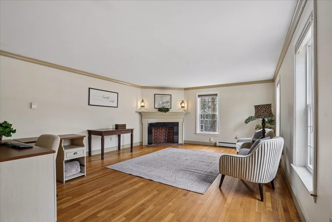 Photo of 50 Hearthside