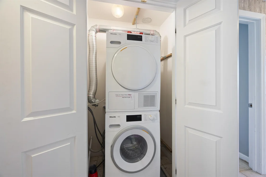 Photo of Unit 1 at 605 Ocean