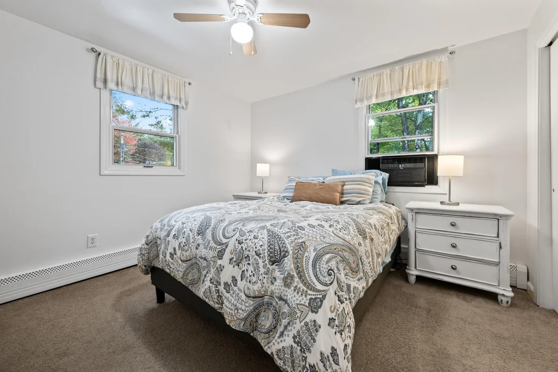 Photo of 42 Crestwood