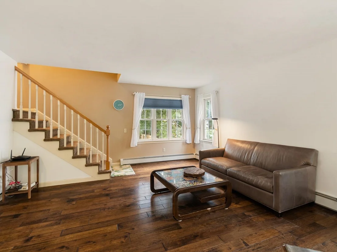 Photo of 72 Grey Meadow