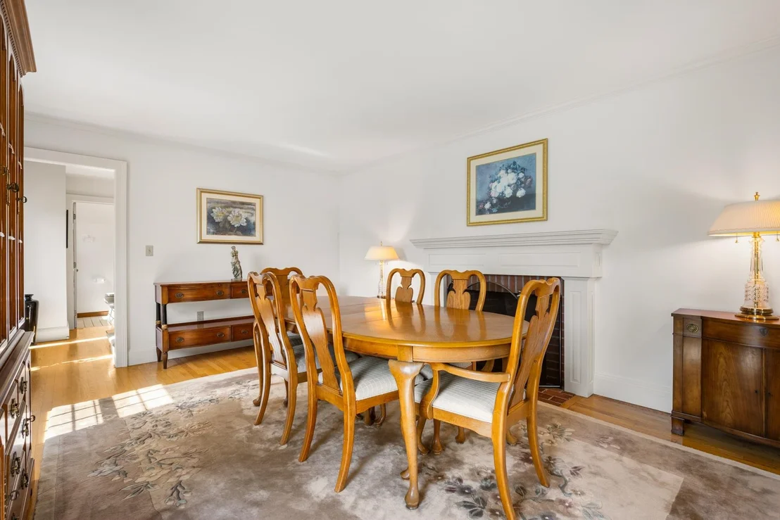 Photo of 7 Bartlett