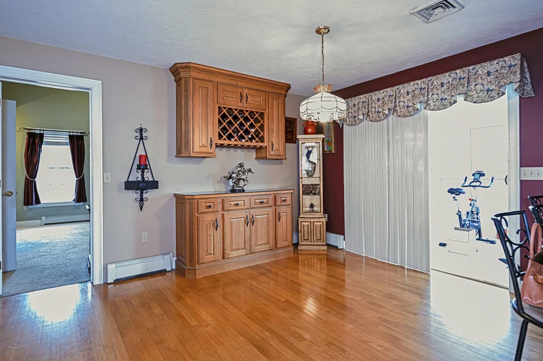 Photo of 72 Tenney