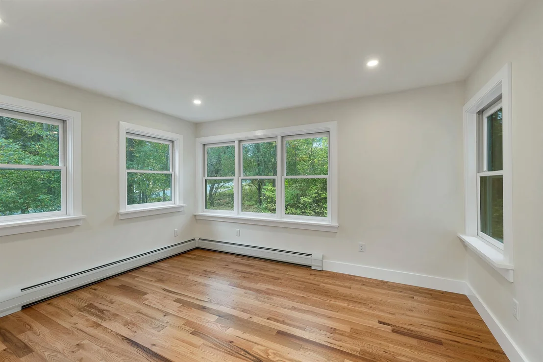 Photo of 16 Macdonald