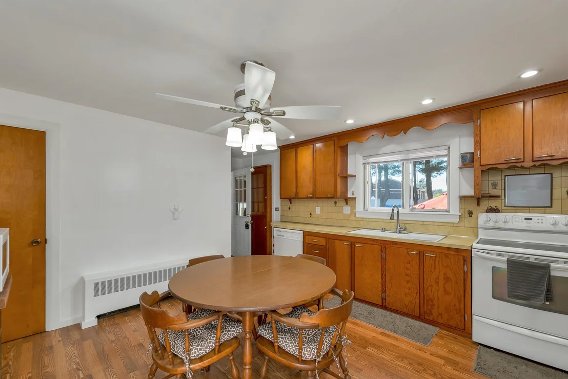 Photo of 21 Acton