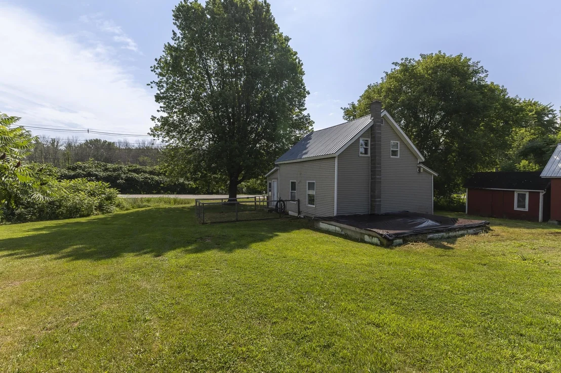 Photo of 4840 US Route 2