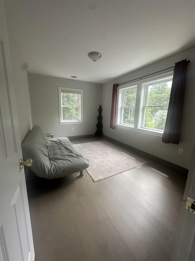 Photo of 34 Pleasant