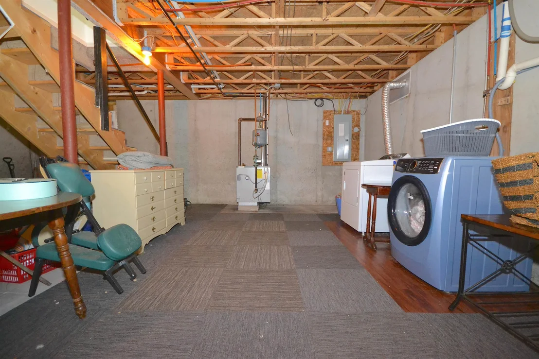 Photo of 115 Weona