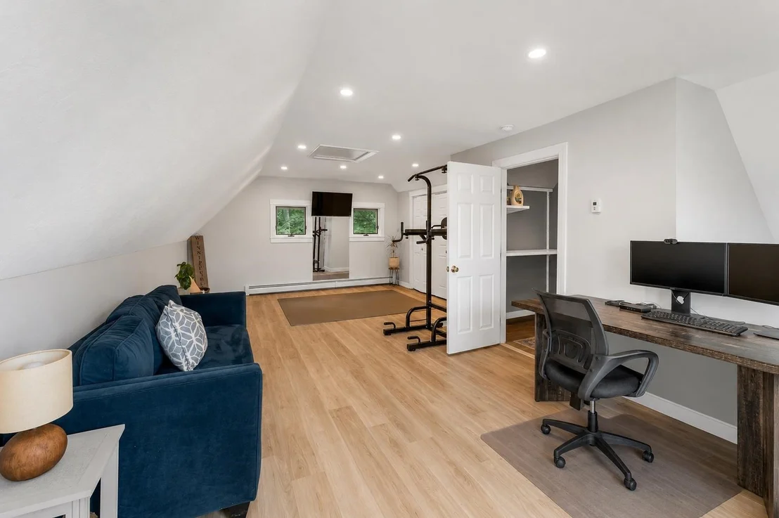 Photo of 106 Tracy