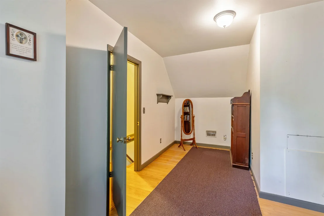Photo of 295 Main