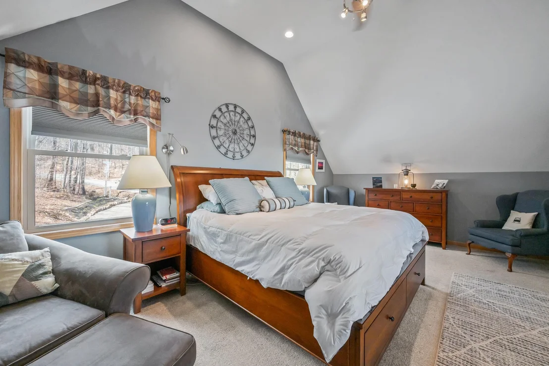 Photo of 131 Glen Ledge
