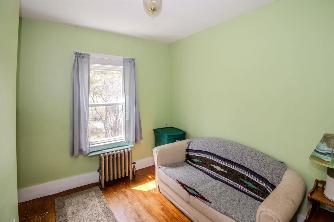 Photo of 98 Circle