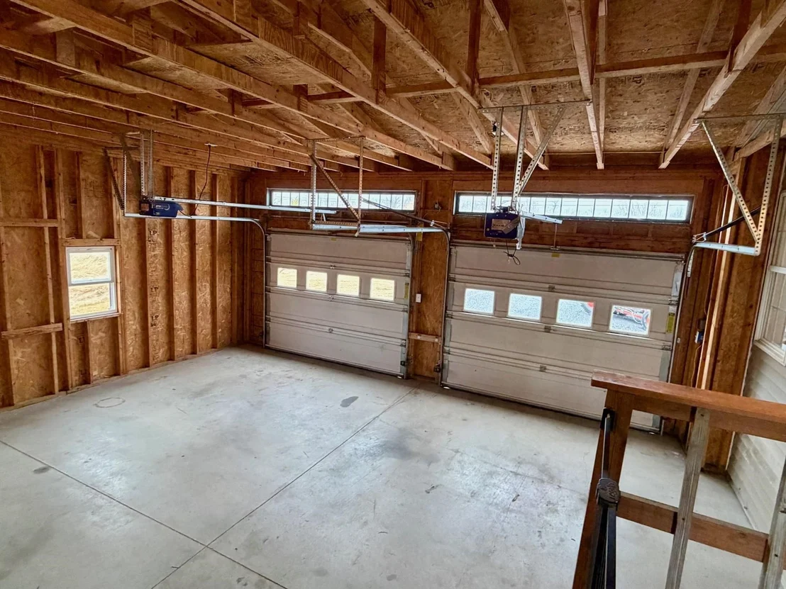 Photo of 111 Deso
