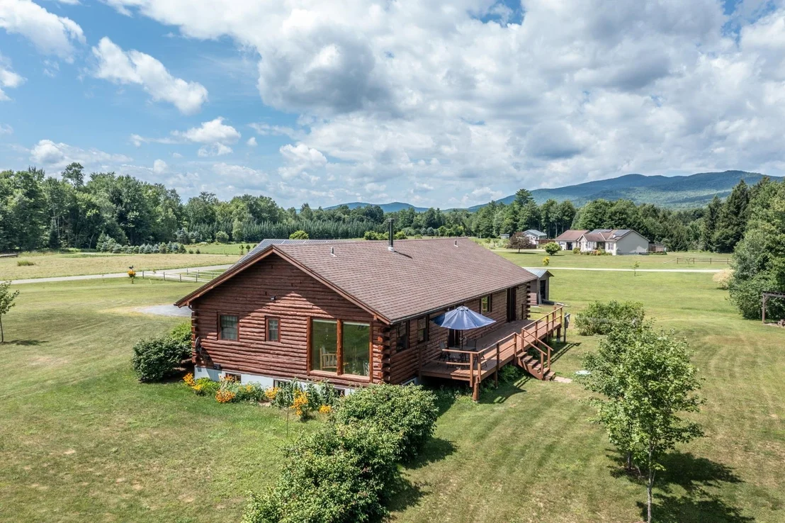 Photo of 611 Whitcomb Island