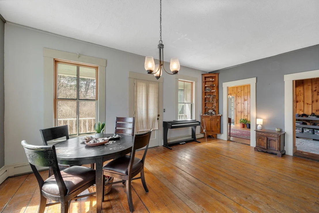 Photo of 546 Anderson