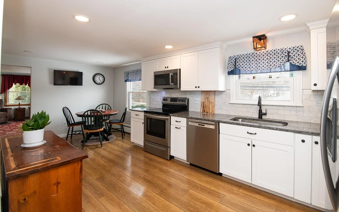 Photo of 169 Central