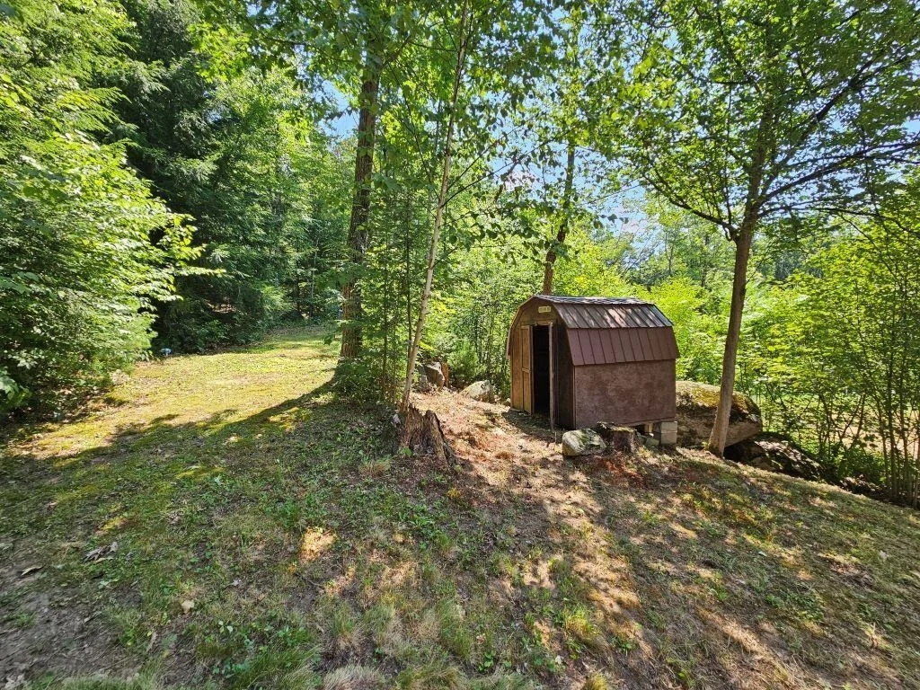 Photo of 423 Old Walpole