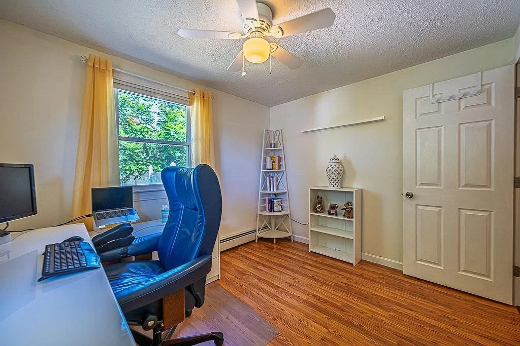 Photo of 1 Eastmor