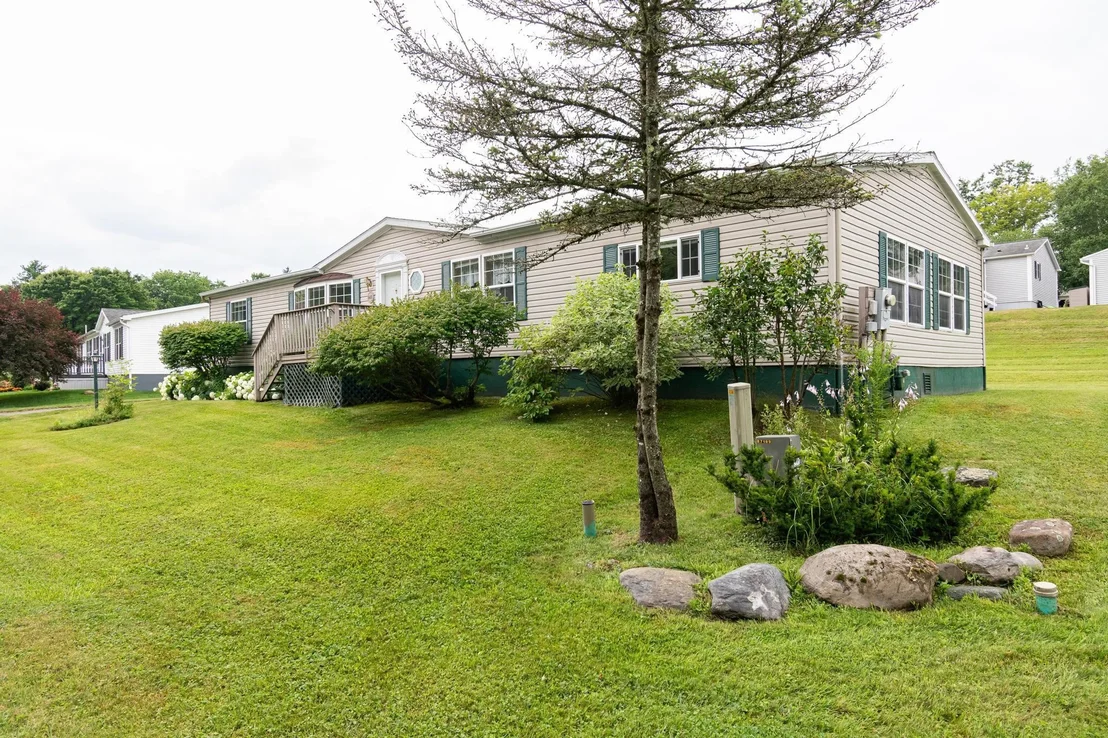 Photo of 611 Meadowbend