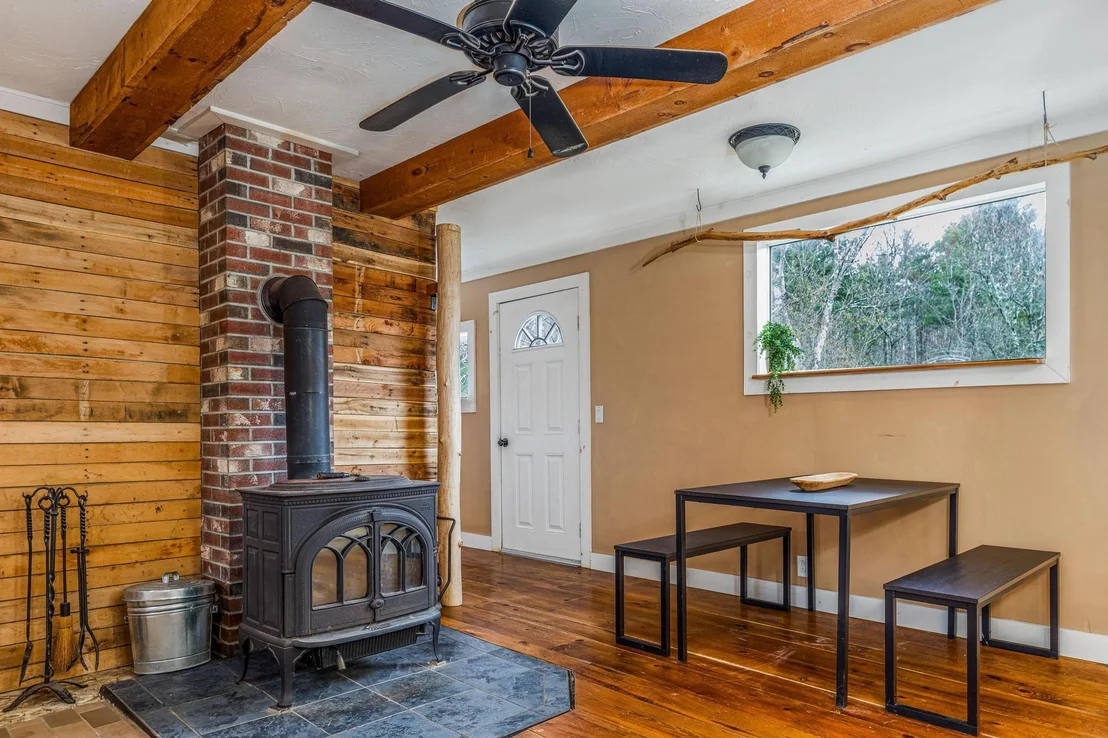 Photo of 1685 Dover