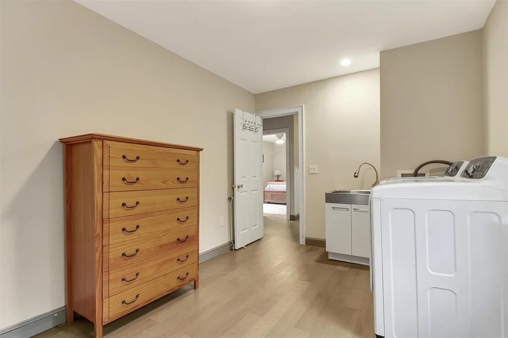 Photo of 34 Pleasant