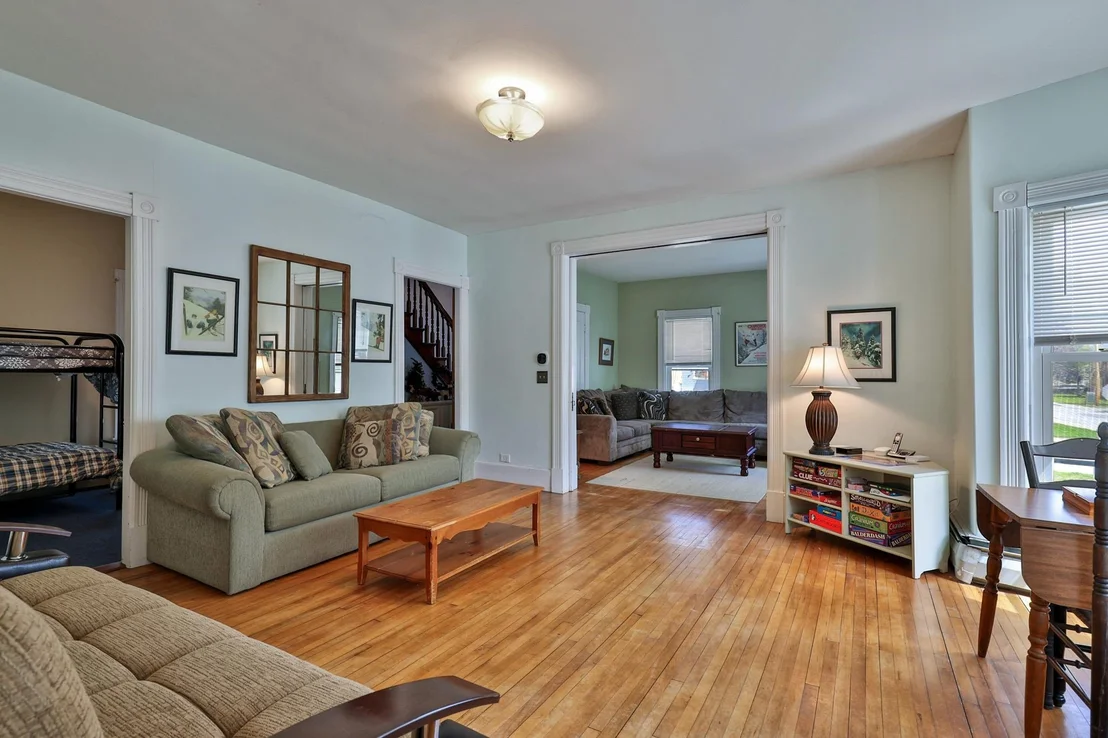 Photo of 49 Pleasant