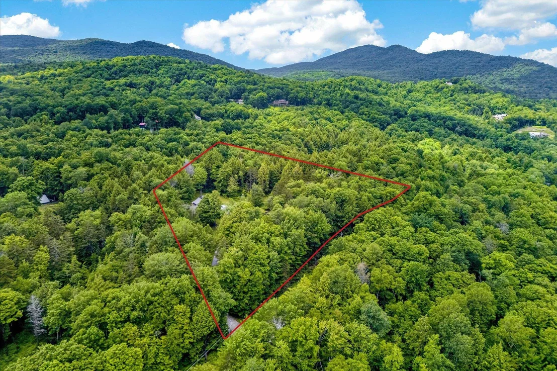 Photo of 243 Cricket Hill