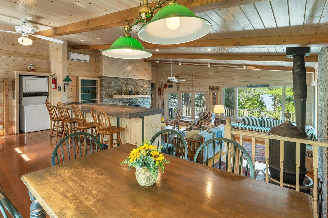 Photo of 41 Pine Island