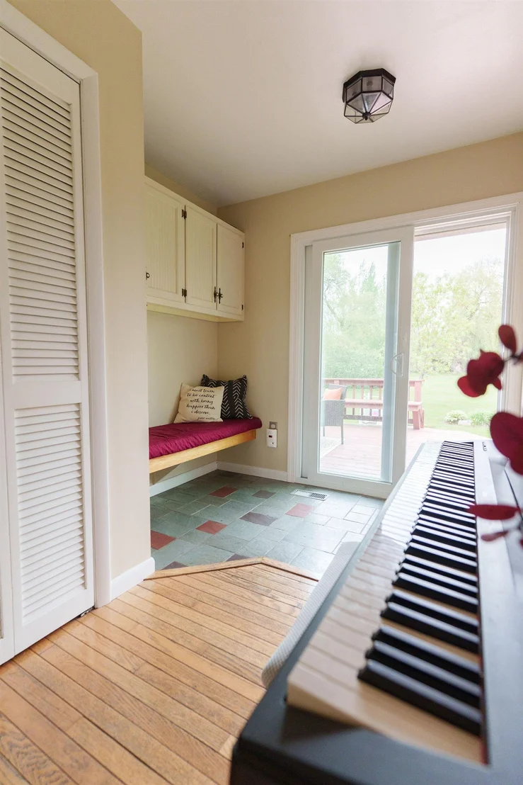 Photo of 2515 Mountain View