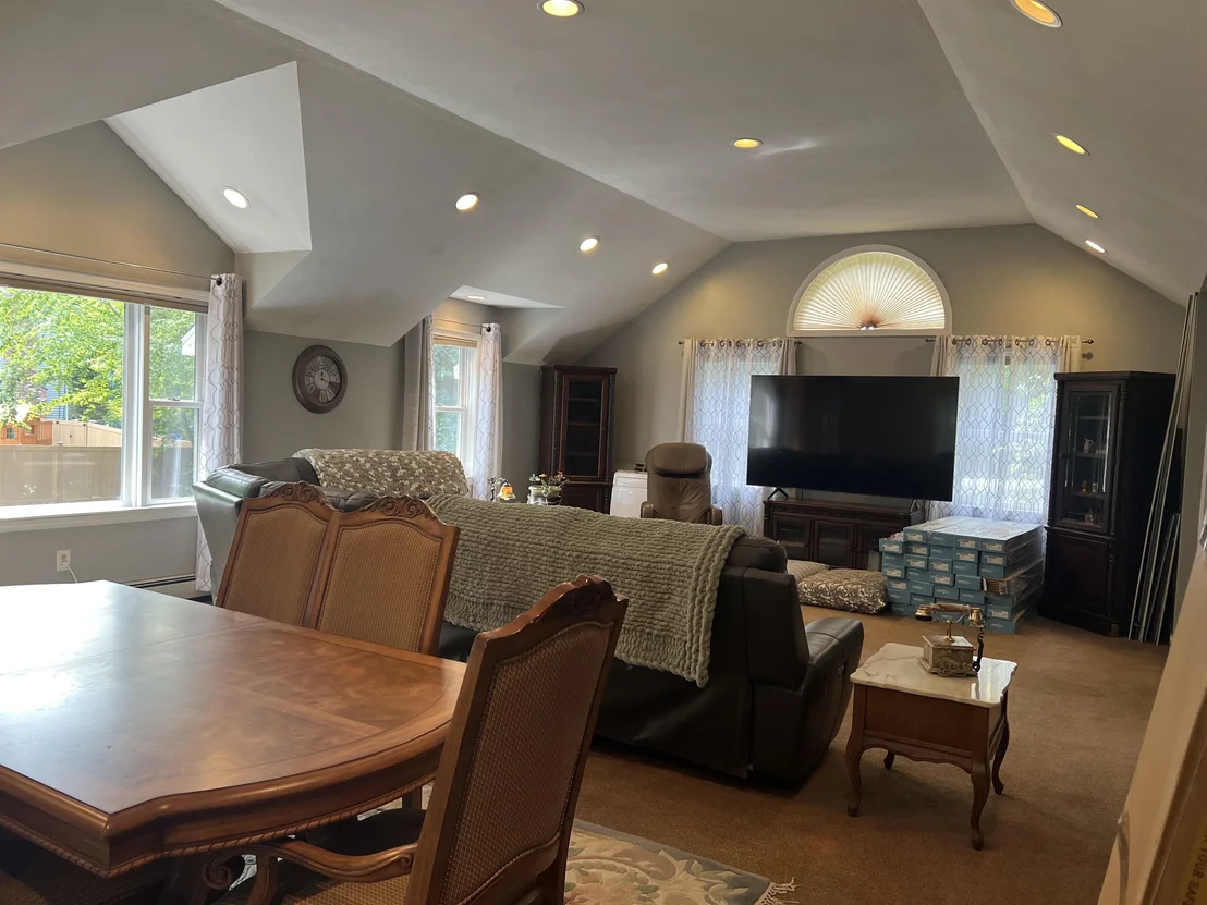 Photo of 25 Hickory