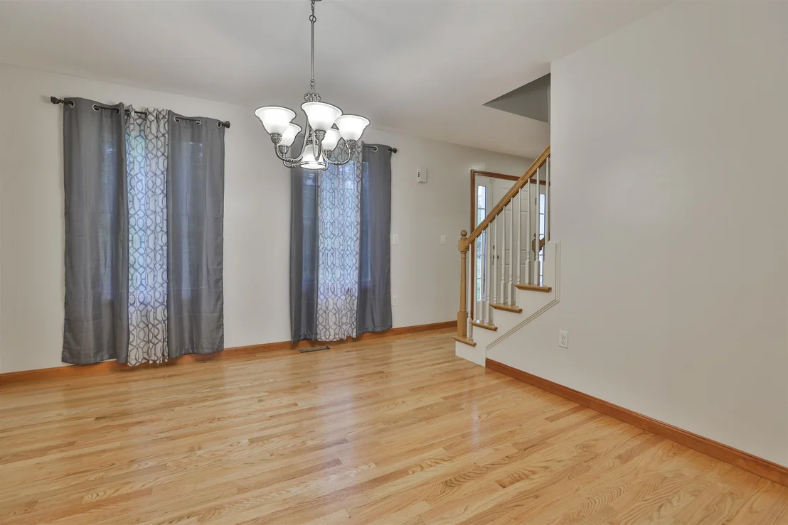 Photo of 14 Ames